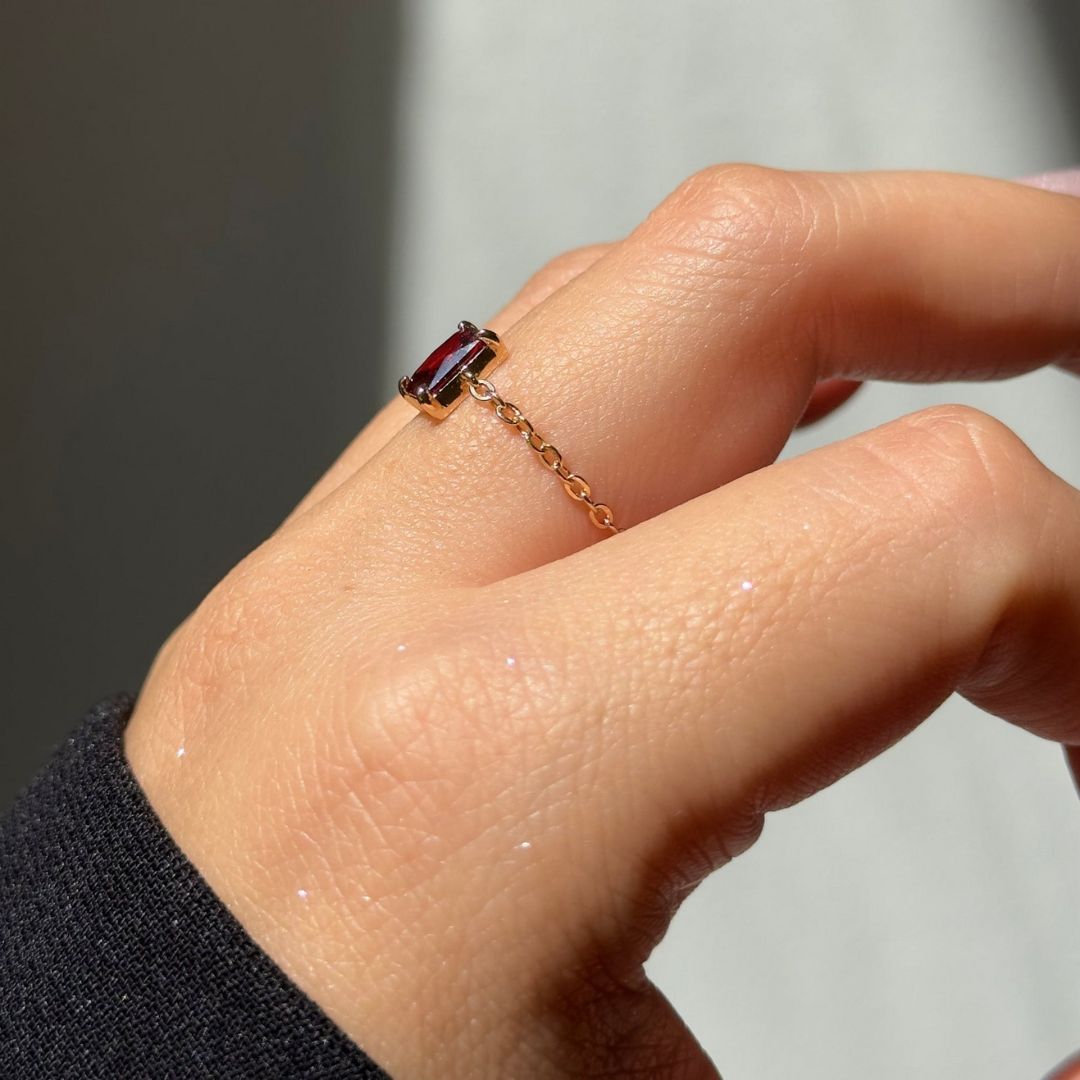 Anillo de cadena con piedra brillante - Moroveta