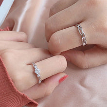 Cargar imagen en el visor de la galería, Anillos ajustables con cristal y eslabones entrelazados (2 piezas) - Moroveta