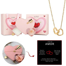 Cargar imagen en el visor de la galería, Caja Cupido con rosa eterna y collar con nombres personalizados - Moroveta