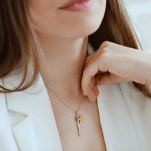 Cargar imagen en el visor de la galería, Collar Abrazo infinito - Moroveta