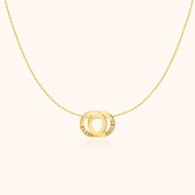 Cargar imagen en el visor de la galería, Collar con aros enlazados personalizados con nombres - Moroveta