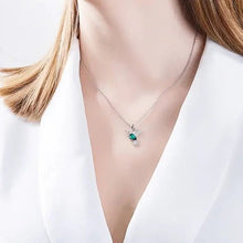 Cargar imagen en el visor de la galería, Collar con colgante de colibrí - Moroveta