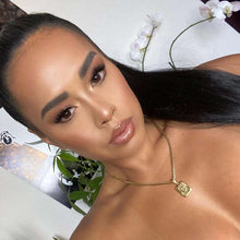 Cargar imagen en el visor de la galería, Collar con colgante de inicial - Moroveta