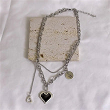 Cargar imagen en el visor de la galería, Collar con colgante "I love you" - Moroveta