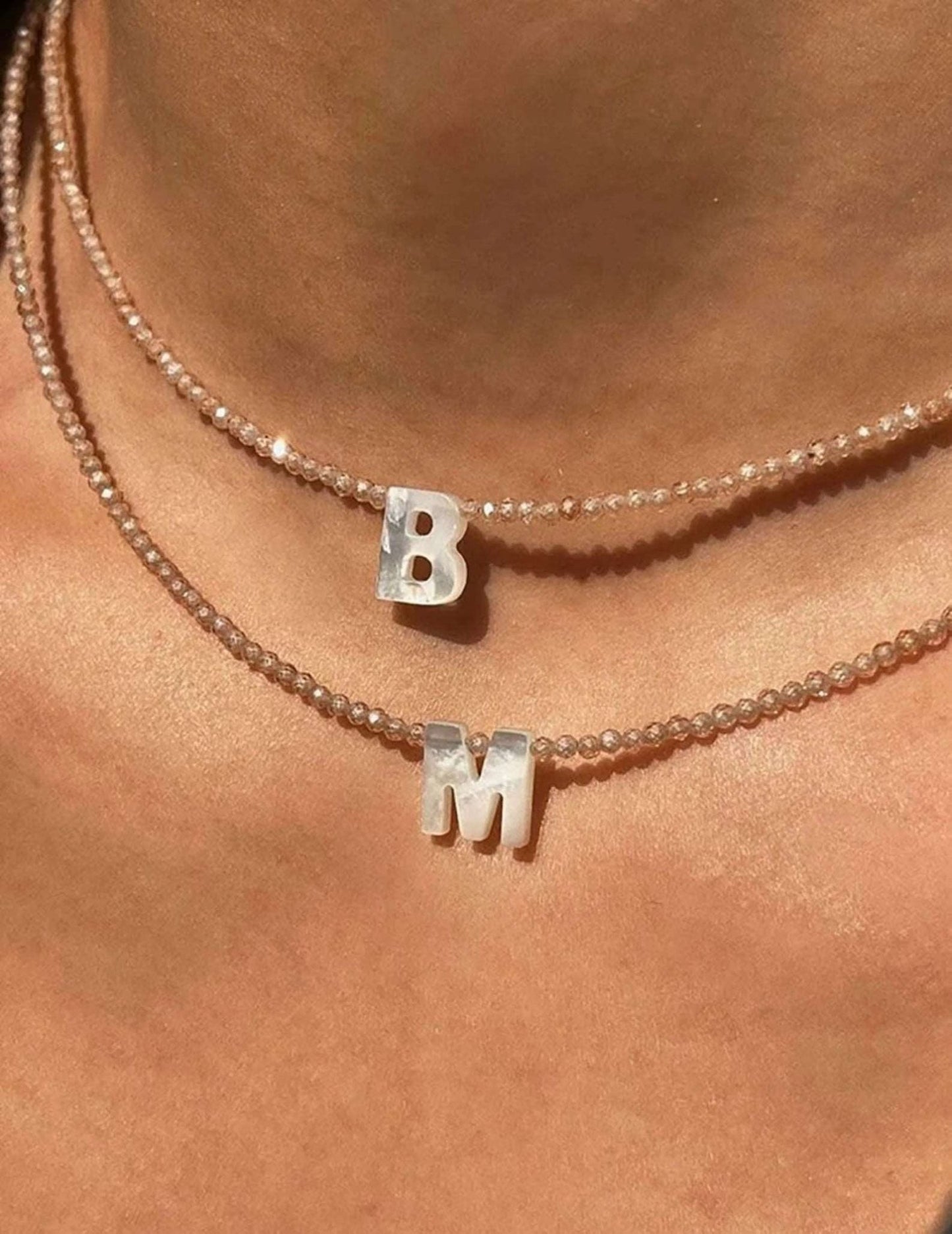 Collar con inicial brillante - Moroveta