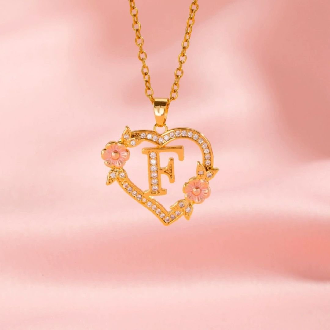 Collar con inicial en corazón - Moroveta