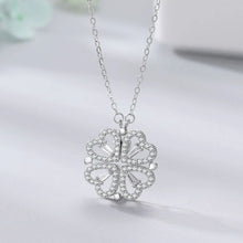Cargar imagen en el visor de la galería, Collar con trébol de corazones - "A mi hija" - Moroveta