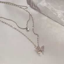 Cargar imagen en el visor de la galería, Collar de mariposa - Moroveta