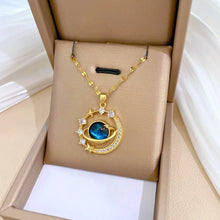 Cargar imagen en el visor de la galería, Collar "Luna de esperanza" - Moroveta