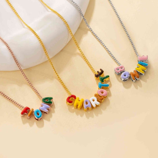 Collar personalizado con nombre en letras burbuja - Moroveta