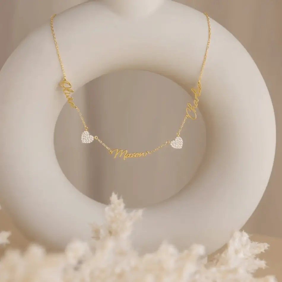 Collar personalizado con nombres en forma de corazón - Moroveta