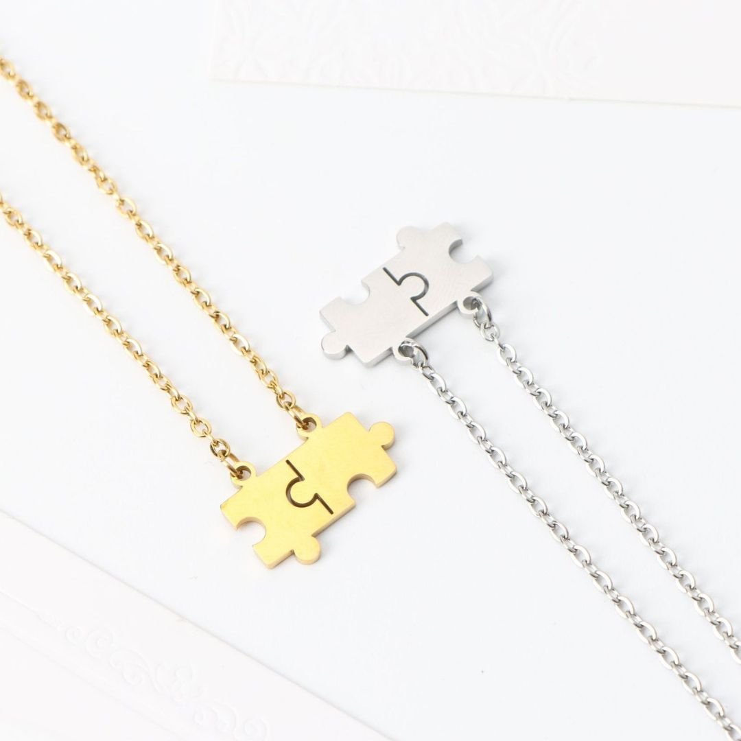 Collar piezas de rompecabezas unidas - Moroveta