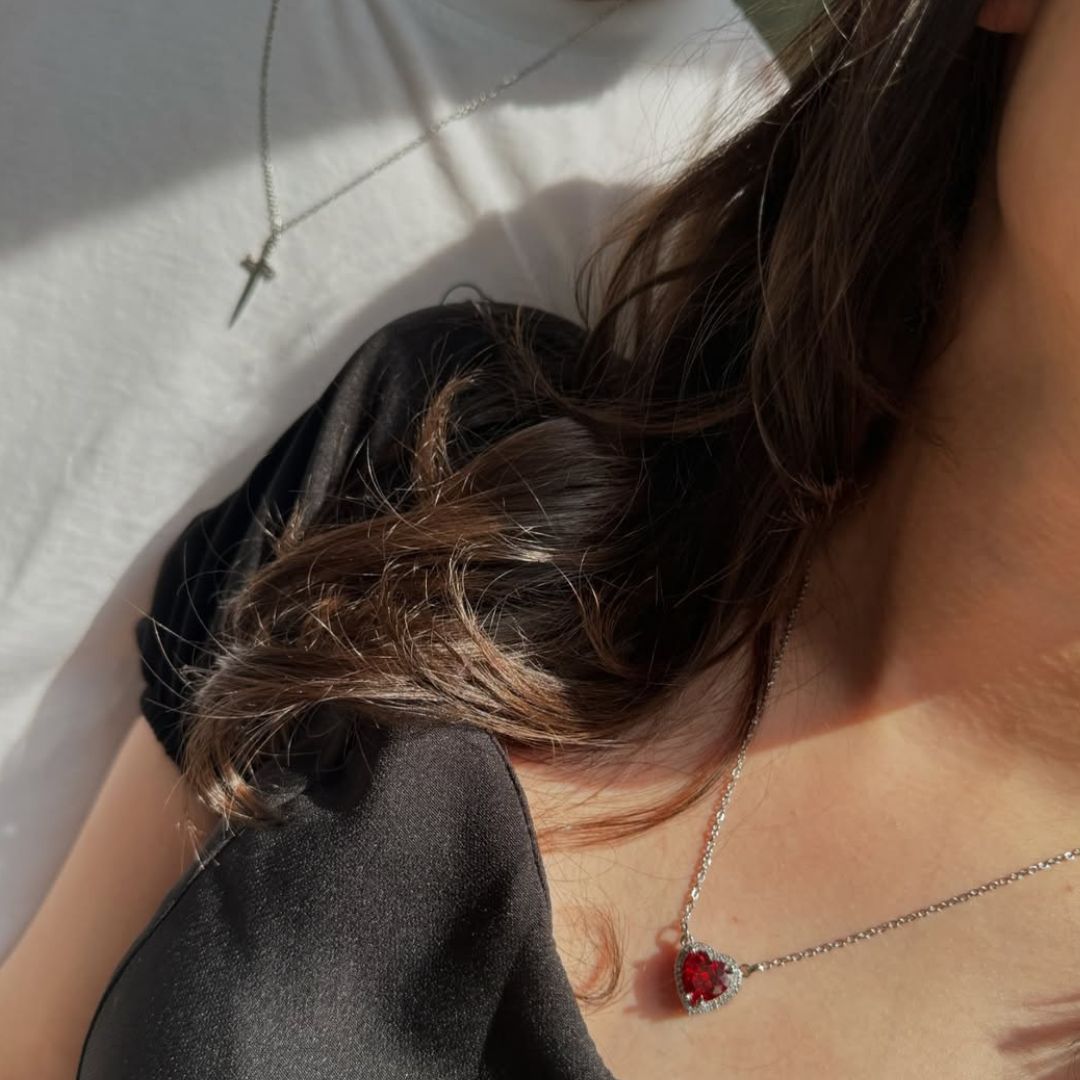 Conjunto de collares para parejas de corazón y espada - Moroveta