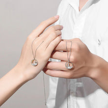 Cargar imagen en el visor de la galería, Dúo de collares del Principito y Zorro - Moroveta