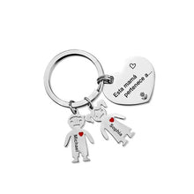 Cargar imagen en el visor de la galería, Llavero con dijes infantiles personalizable - Moroveta