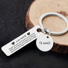 Cargar imagen en el visor de la galería, Llavero "Te amo" - A mi amor - Moroveta