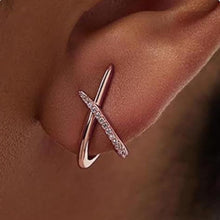 Cargar imagen en el visor de la galería, Par de aretes cruzados - Moroveta