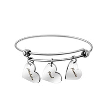 Cargar imagen en el visor de la galería, Pulsera con Corazones Personalizados - Moroveta