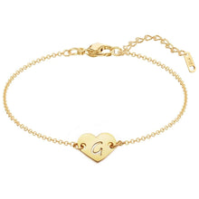 Cargar imagen en el visor de la galería, Pulsera de corazón personalizada con inicial - Moroveta