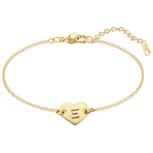 Cargar imagen en el visor de la galería, Pulsera de corazón personalizada con inicial - Moroveta