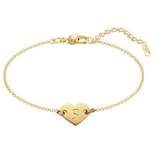 Cargar imagen en el visor de la galería, Pulsera de corazón personalizada con inicial - Moroveta