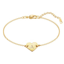 Cargar imagen en el visor de la galería, Pulsera de corazón personalizada con inicial - Moroveta