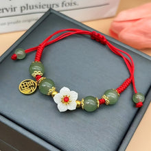 Cargar imagen en el visor de la galería, Pulsera de hilo rojo de protección y prosperidad - Moroveta