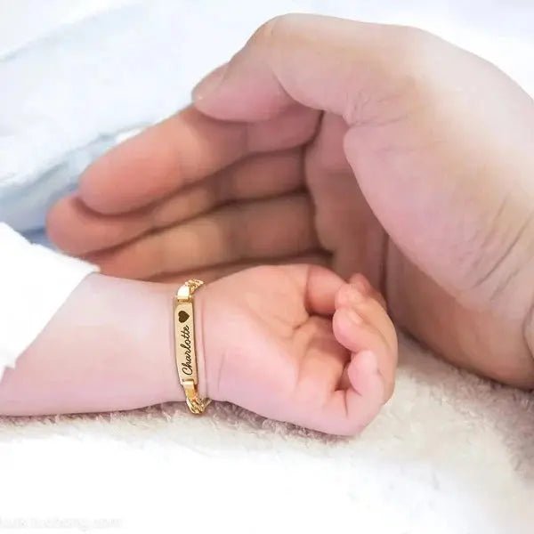 Pulsera personalizada con el nombre del bebé - Moroveta