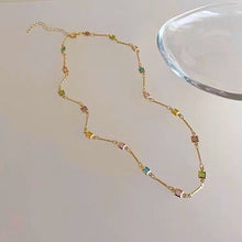 Cargar imagen en el visor de la galería, Set de collar con pulsera de cristales multicolores - Moroveta