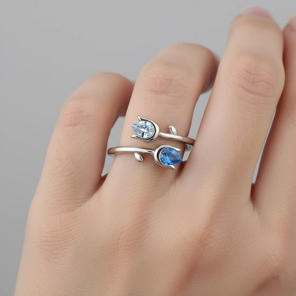 Anillo tulipán con piedras de nacimiento