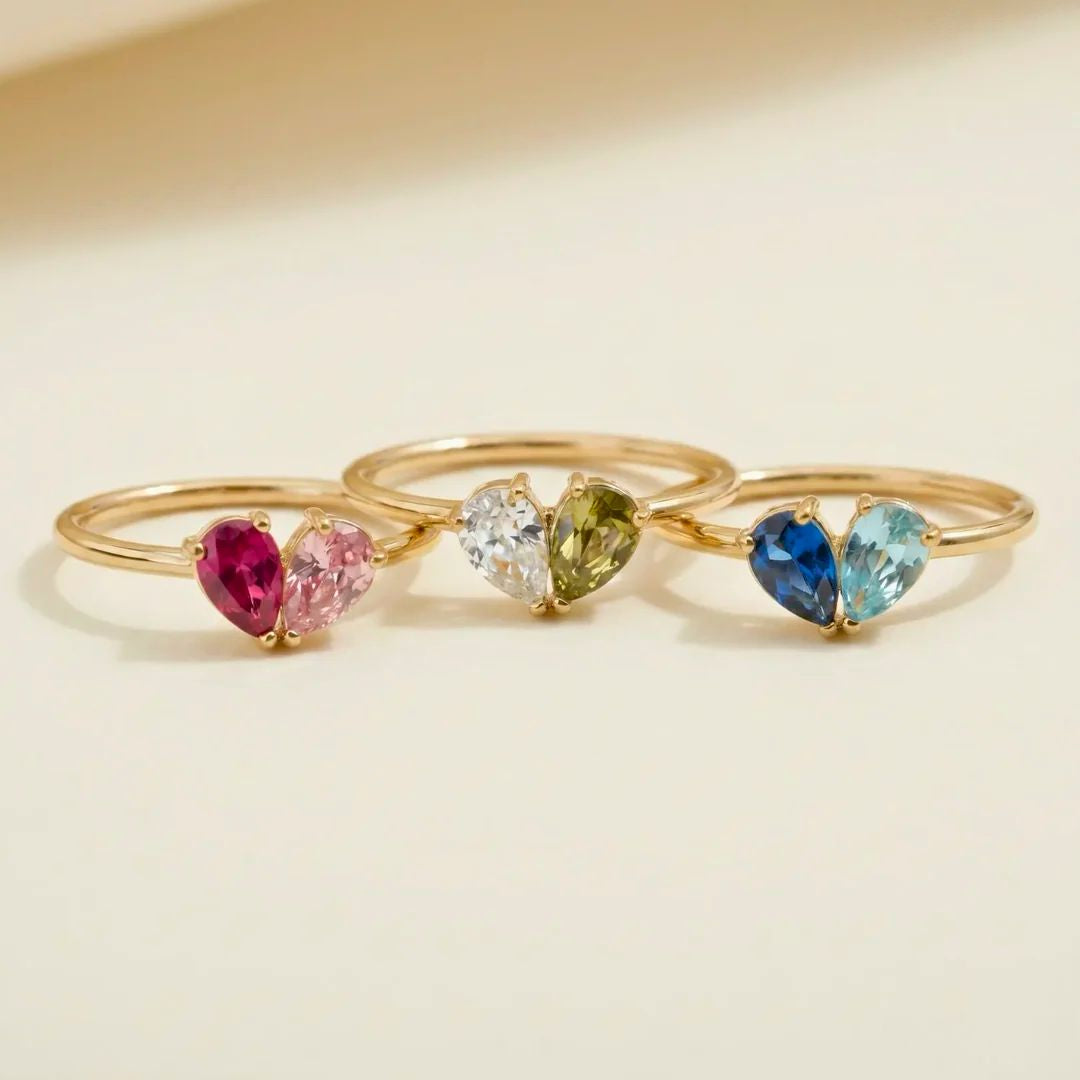Anillo corazón con piedras de nacimiento