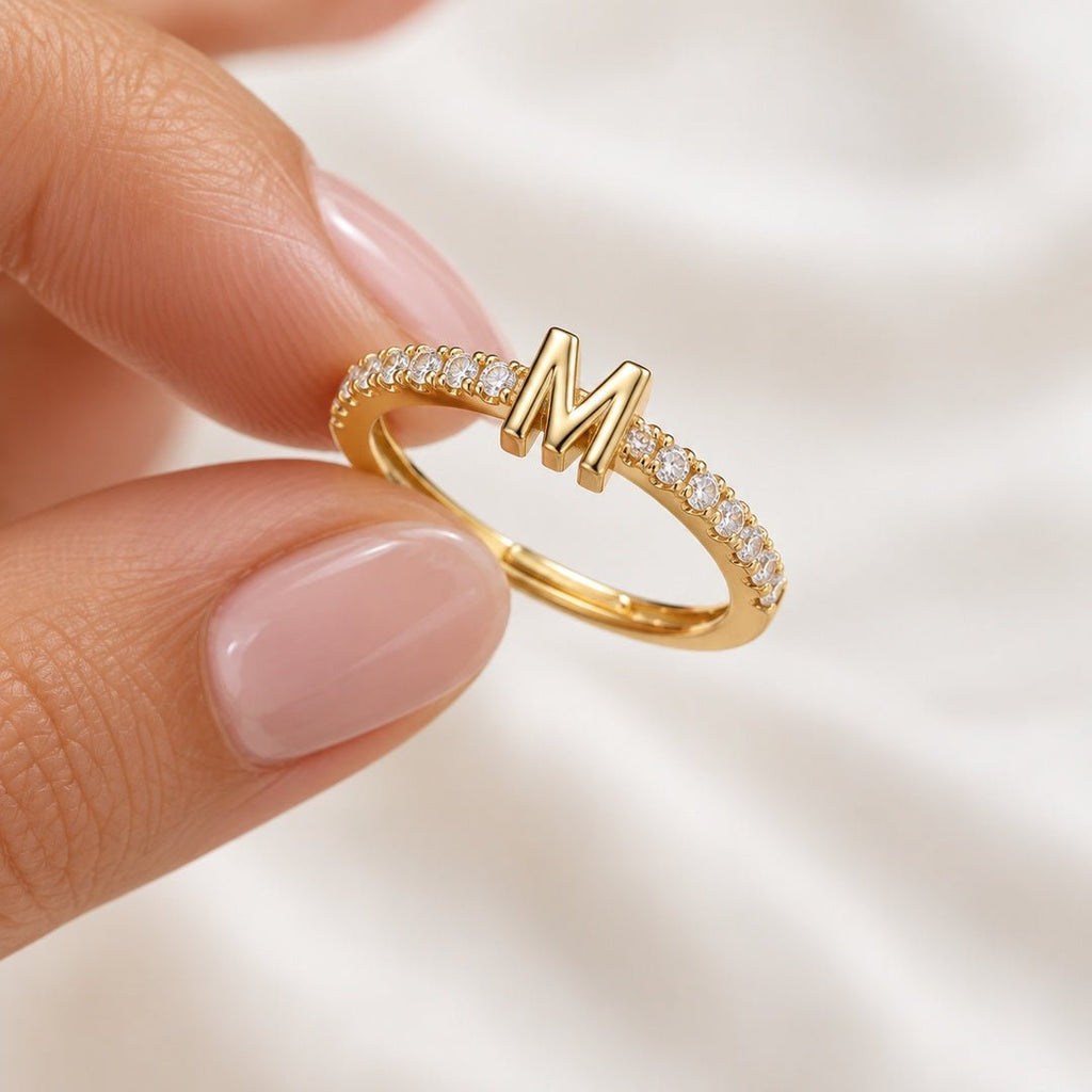 Anillo ajustable con inicial - Moroveta