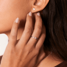 Cargar imagen en el visor de la galería, Anillo con inicial - Moroveta