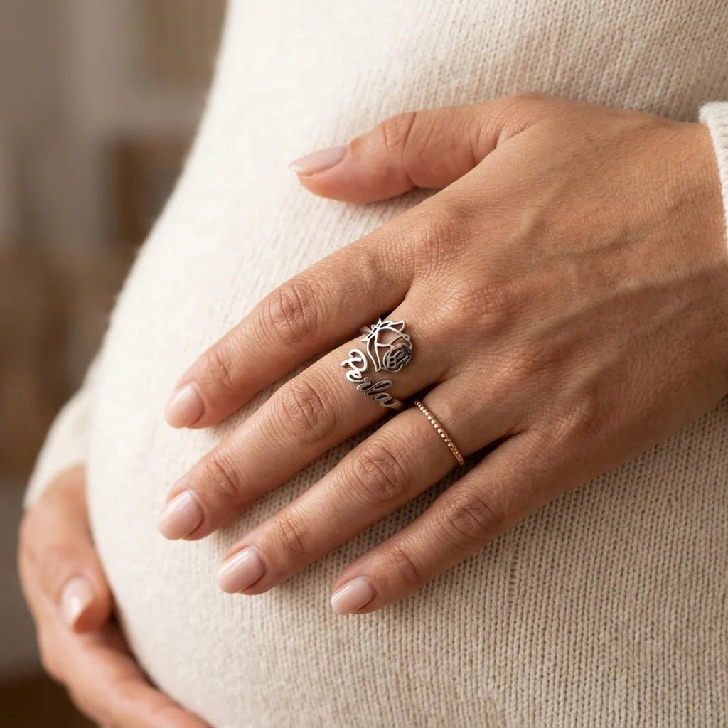 Anillo con nombre y flor de nacimiento - Moroveta