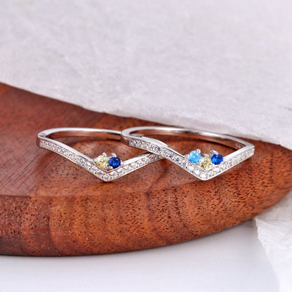 Anillo con piedras de nacimiento en v - Moroveta