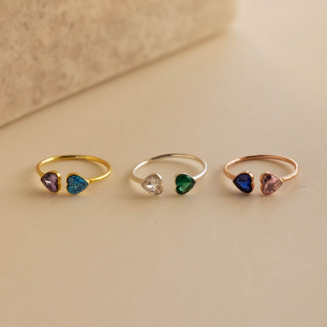 Anillo de doble corazones con píedras de nacimiento - Moroveta