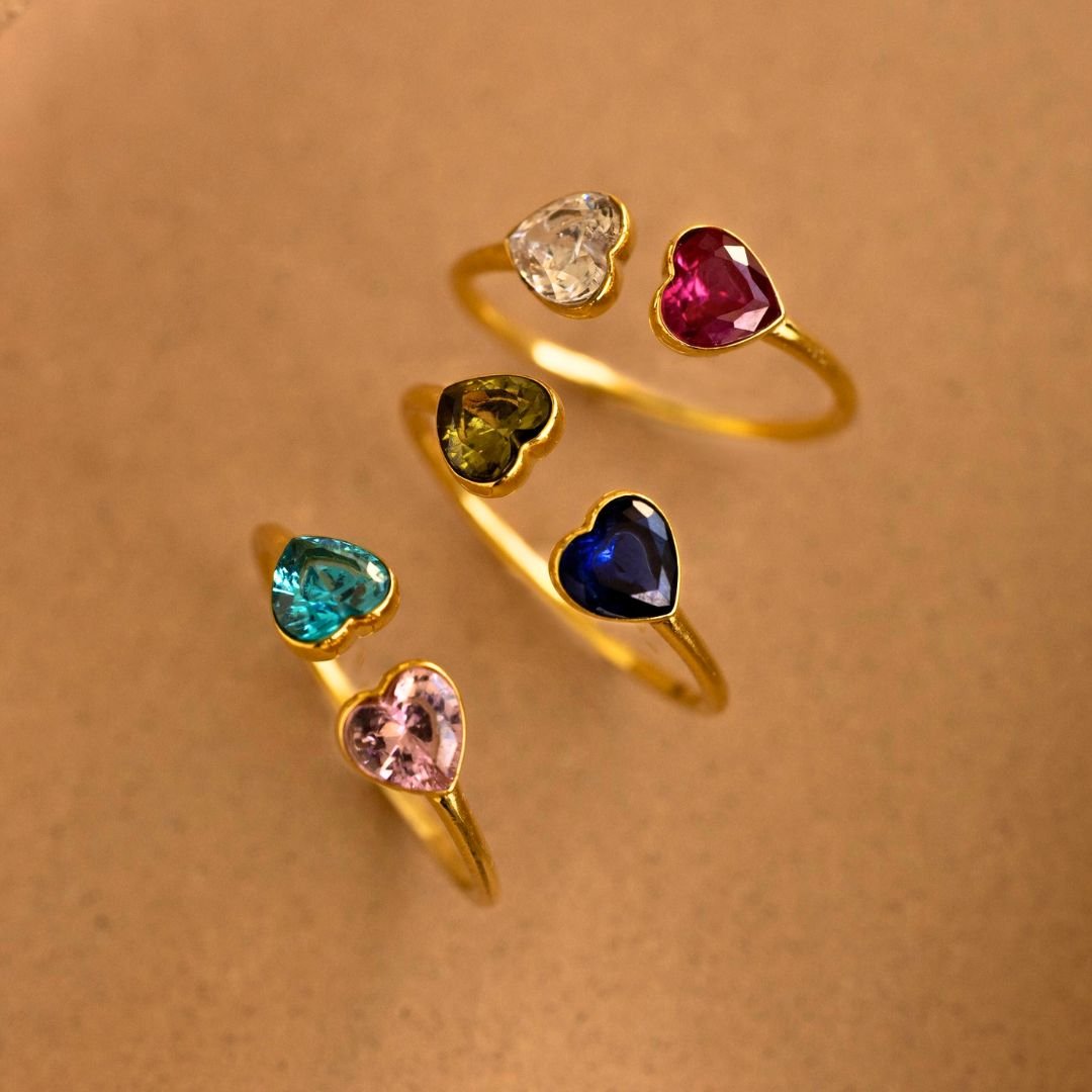 Anillo de doble corazones con píedras de nacimiento - Moroveta