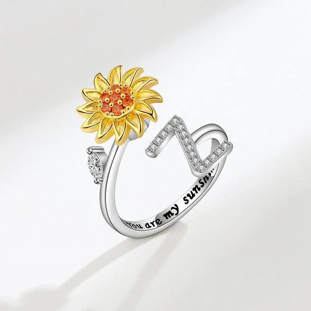 Anillo giratorio Girasol con inicial - Moroveta