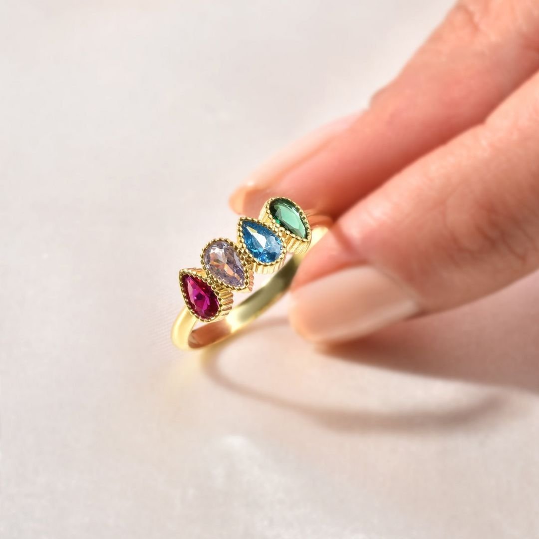 Anillo personalizado con piedras natales - Moroveta