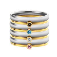 Anillos apilables con piedras de nacimiento y nombre personalizado - Moroveta