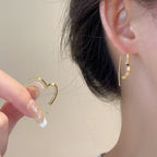Aretes con diseño de corazón - Moroveta