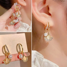 Cargar imagen en el visor de la galería, Aretes Perla de mar - Moroveta