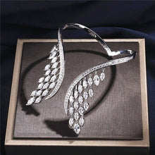 Cargar imagen en el visor de la galería, Aretes + pulsera + anillo &quot;Alas de ángel&quot; (Oferta 3X1) - Moroveta