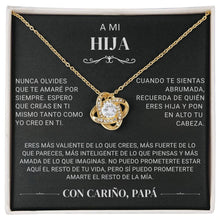 Cargar imagen en el visor de la galería, El collar &quot;A mi Hija&quot; - Con cariño Papá lleva un brillante colgante en una caja negra con un sentido mensaje grabado de papá, expresando amor y apoyo. El regalo perfecto para hija.