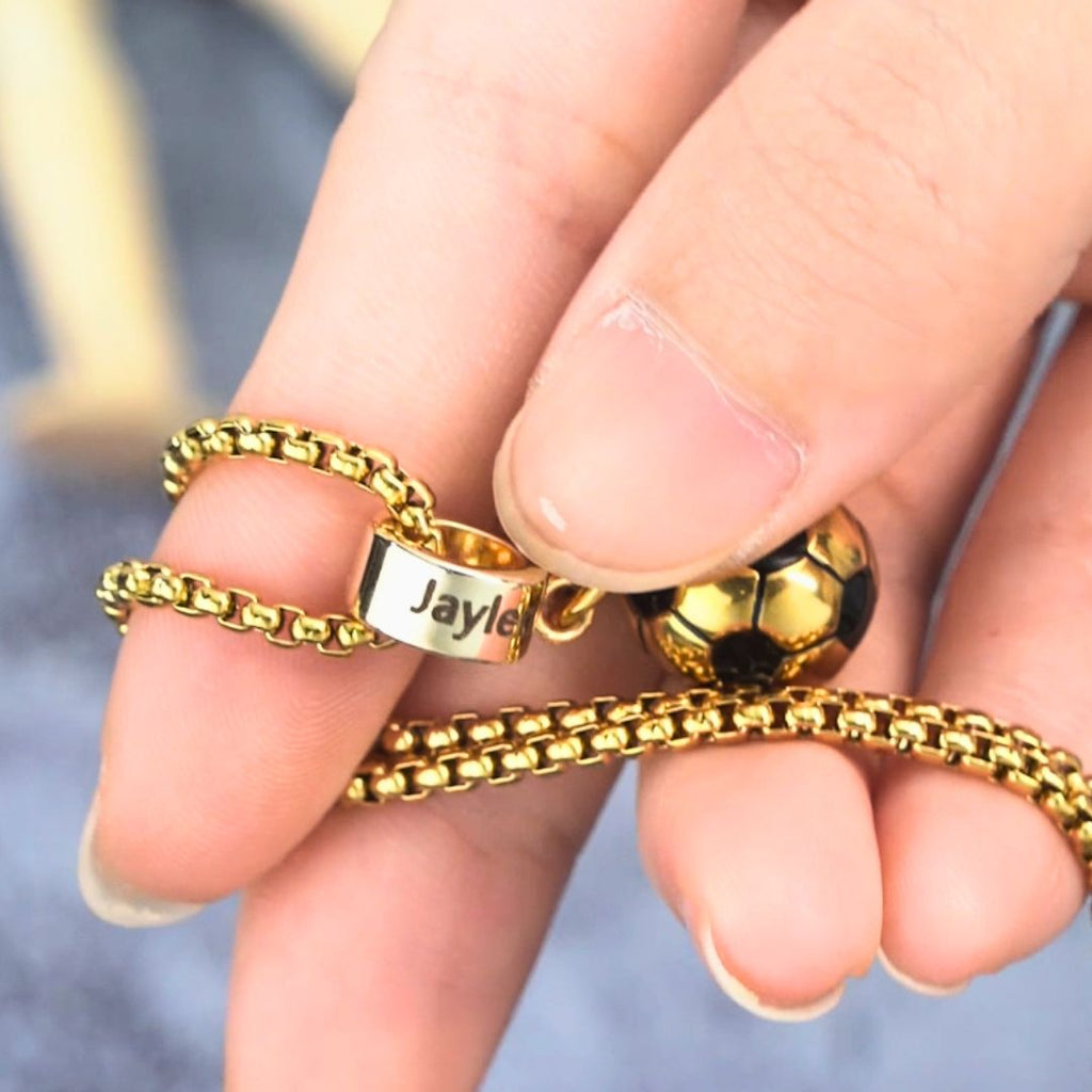 Collar balón de fútbol con nombre personalizado - Moroveta