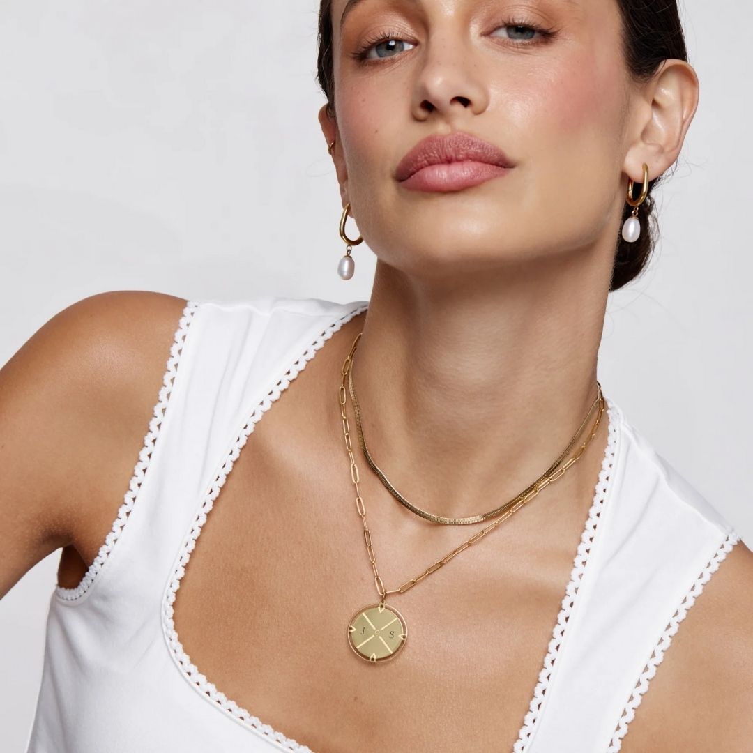 Collar brújula con iniciales personalizadas - Moroveta