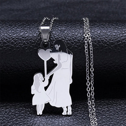 Collar con colgante "Vínculo eterno" - Moroveta