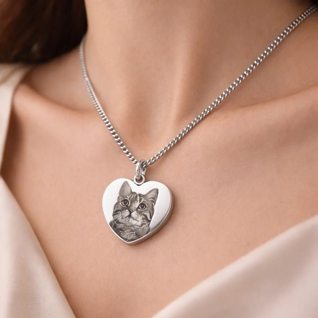 Collar con foto grabada en forma de corazón - Moroveta