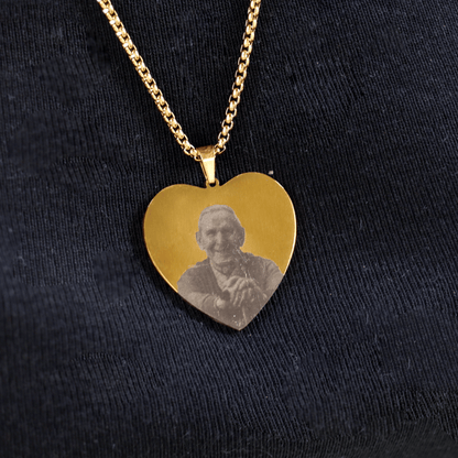 Collar con Foto Grabada en Forma de Corazón - Moroveta