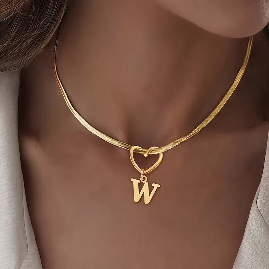 Collar con inicial y dije de corazón - Moroveta